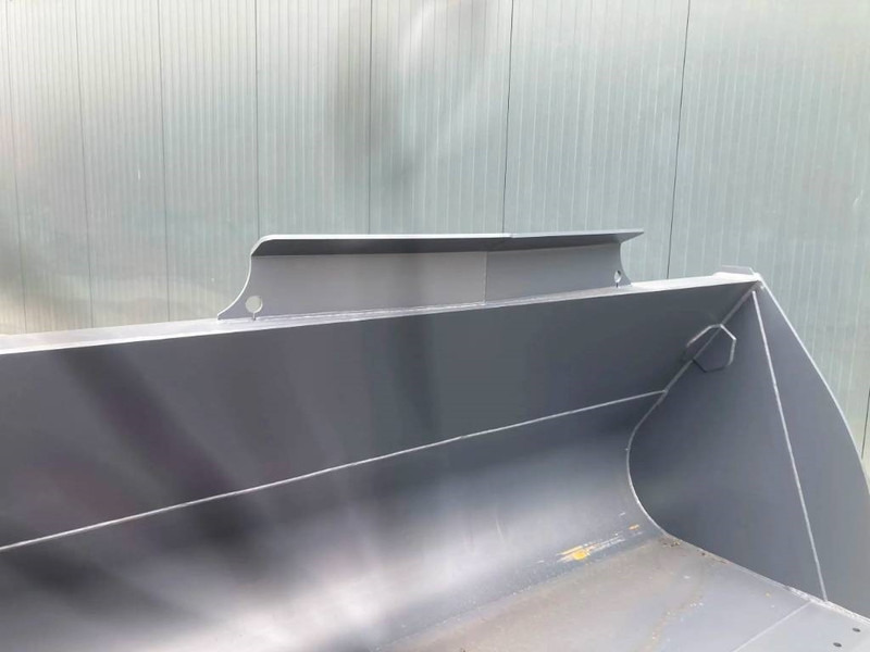 Balde de Máquina de construção nuevo Volvo L120E: foto 6