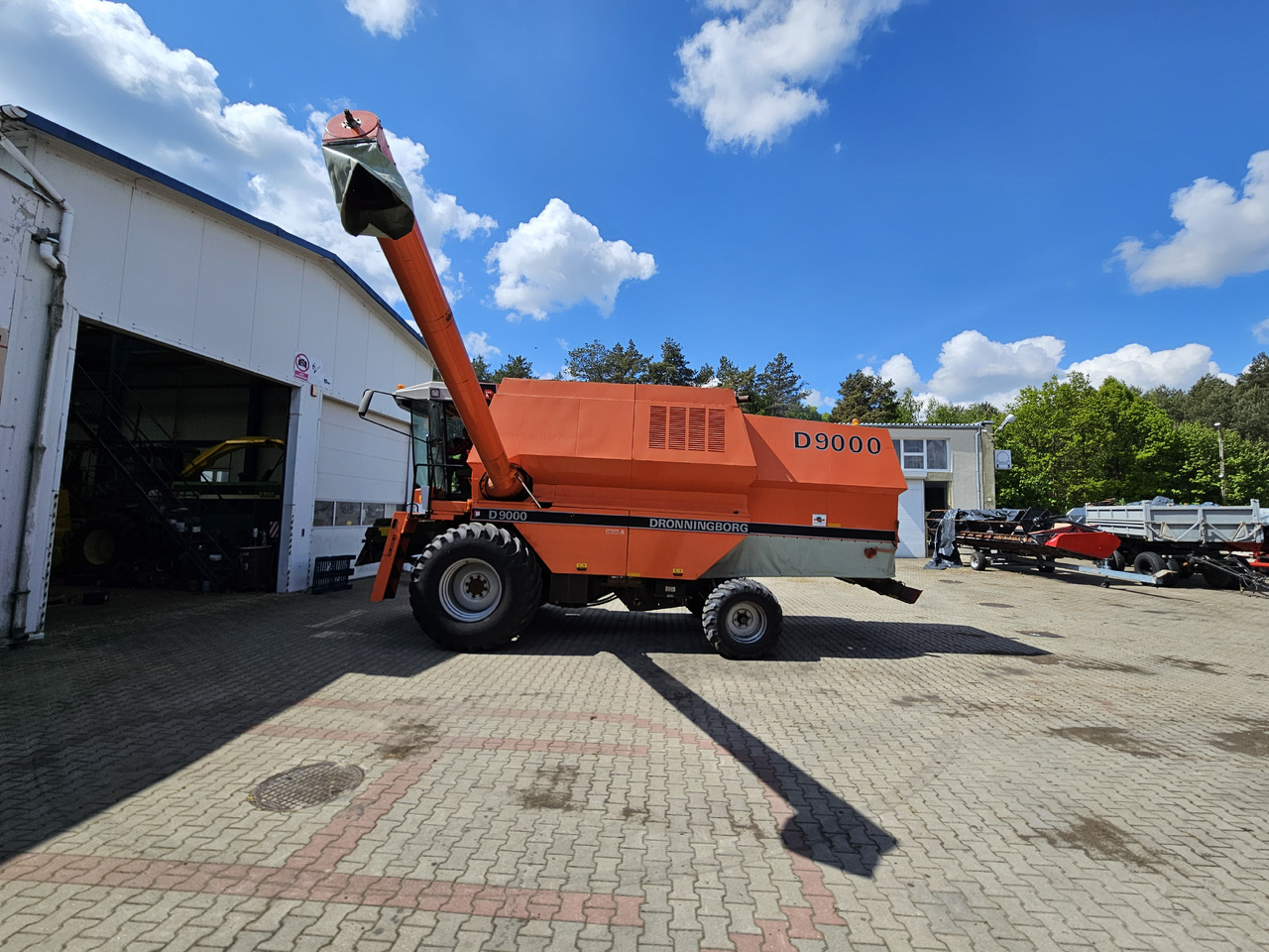 Dronningborg D9000 - Ceifeira debulhadora: foto 2 Dronningborg D9000 - Ceifeira debulhadora: foto 2