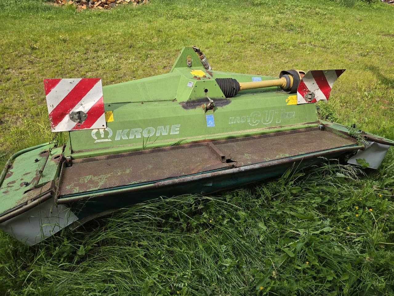 KRONE EASY CUT 32 CV - Gadanheira: foto 1 KRONE EASY CUT 32 CV - Gadanheira: foto 1
