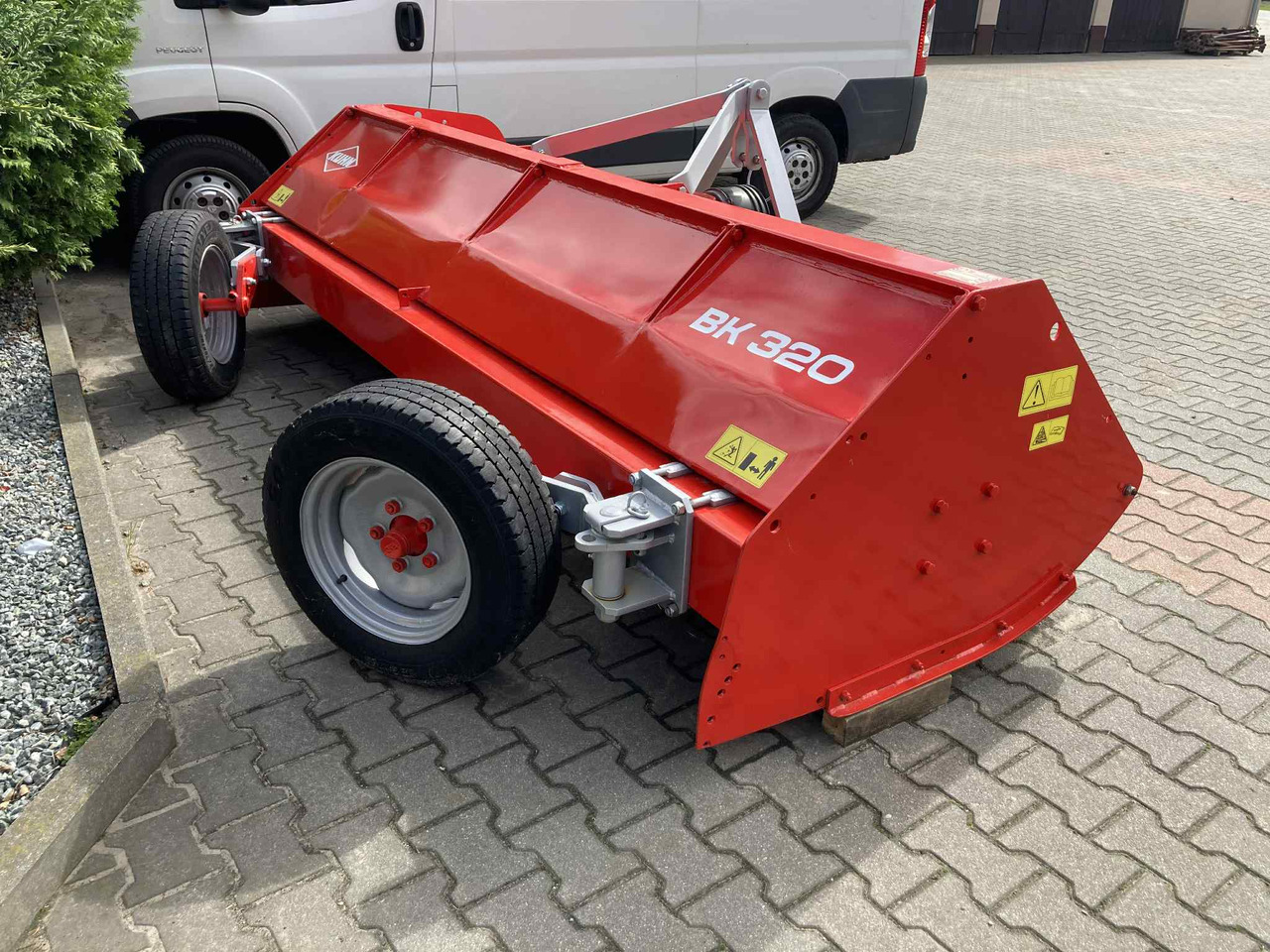 KUHN BK320 - Gadanheira: foto 2 KUHN BK320 - Gadanheira: foto 2