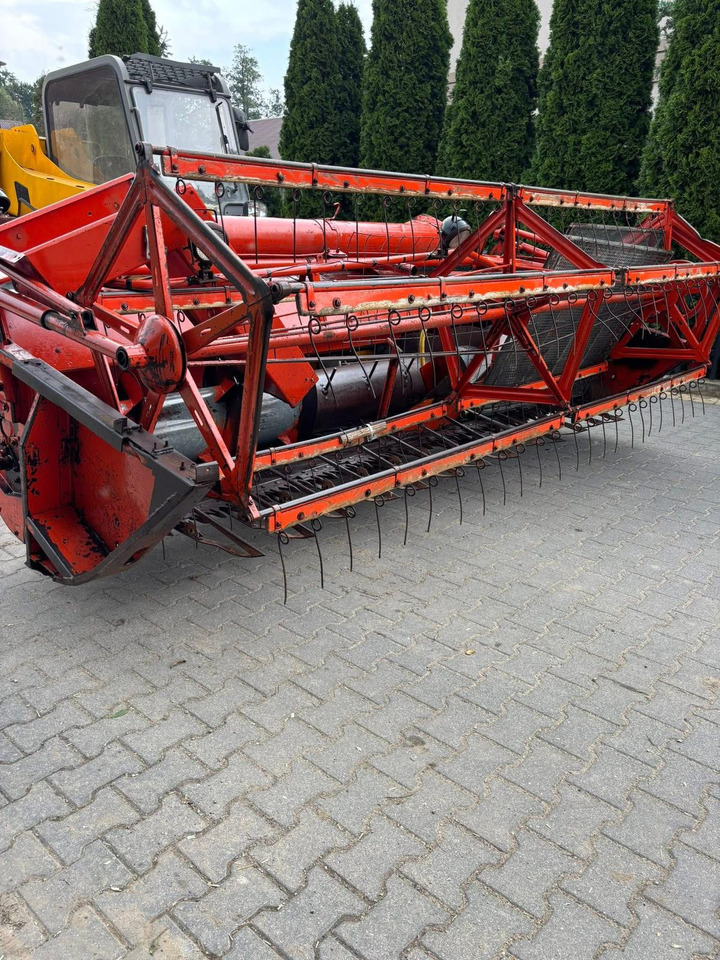 LAVERDA M120 - Ceifeira debulhadora: foto 5 LAVERDA M120 - Ceifeira debulhadora: foto 5