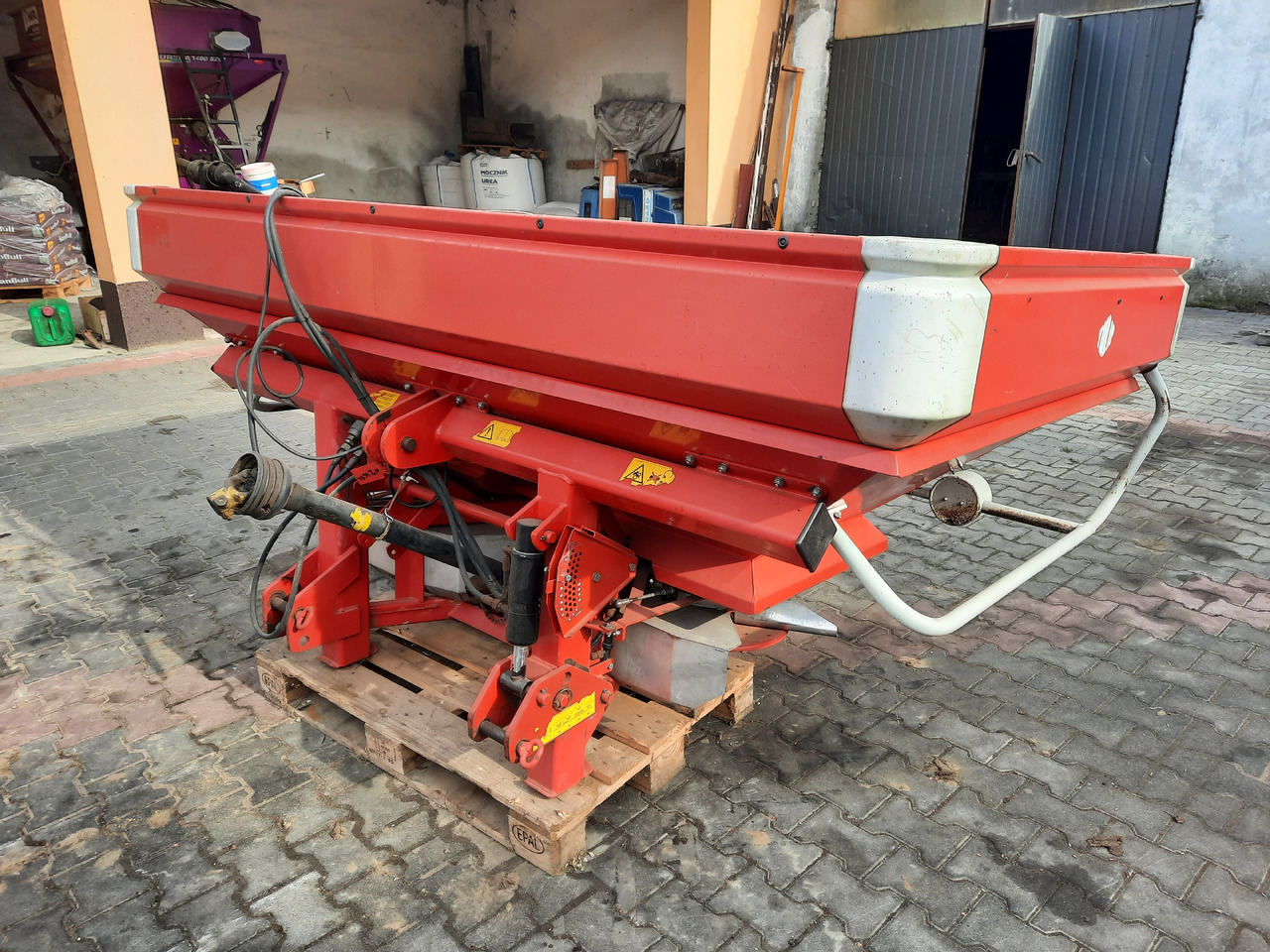 LELY CENTERLINER SX 2000 L - Distribuidor de fertilizantes: foto 2 LELY CENTERLINER SX 2000 L - Distribuidor de fertilizantes: foto 2
