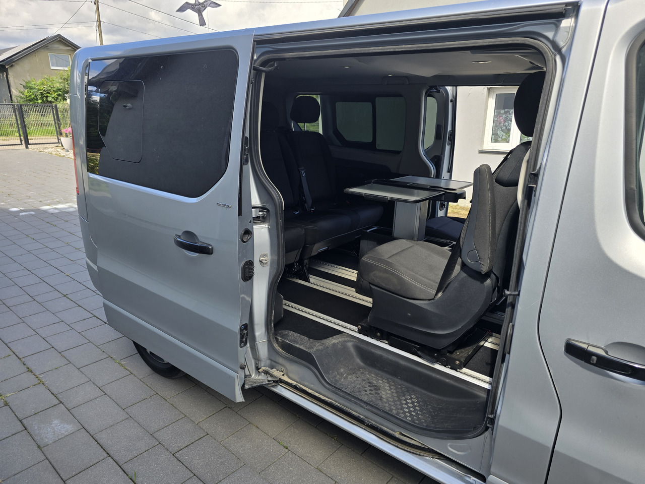 RENAULT Trafic SPACECLASS Premium - Furgão de passageiros: foto 2 RENAULT Trafic SPACECLASS Premium - Furgão de passageiros: foto 2