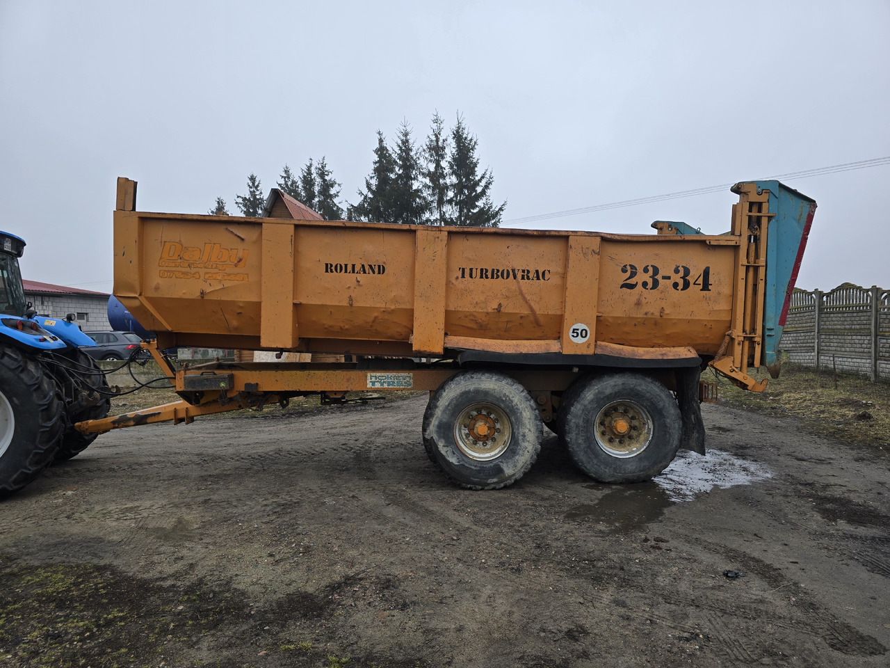 ROLLAND TURBOVRAC 23-34 - Reboque basculante agrícola: foto 4 ROLLAND TURBOVRAC 23-34 - Reboque basculante agrícola: foto 4