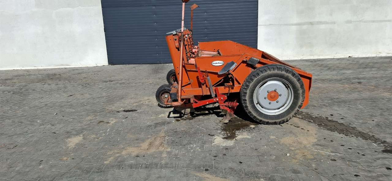 UDERHAUG 351 - Semeador de batatas: foto 4 UDERHAUG 351 - Semeador de batatas: foto 4