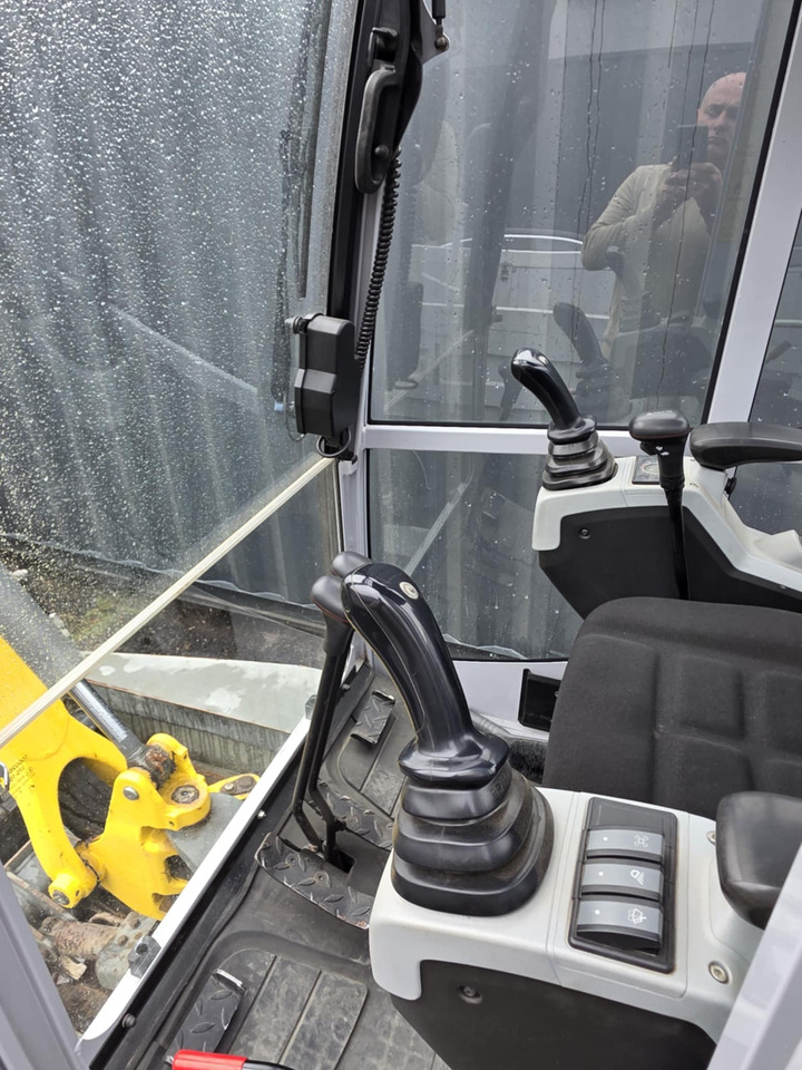 Wacker Neuson ET16 - Mini escavadeira: foto 4 Wacker Neuson ET16 - Mini escavadeira: foto 4