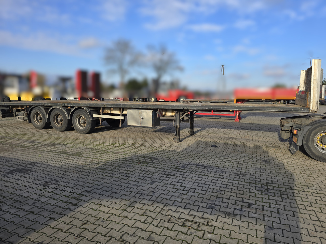 Fruehauf TX 34CW - Reboque plataforma/ Caixa aberta: foto 3 Fruehauf TX 34CW - Reboque plataforma/ Caixa aberta: foto 3