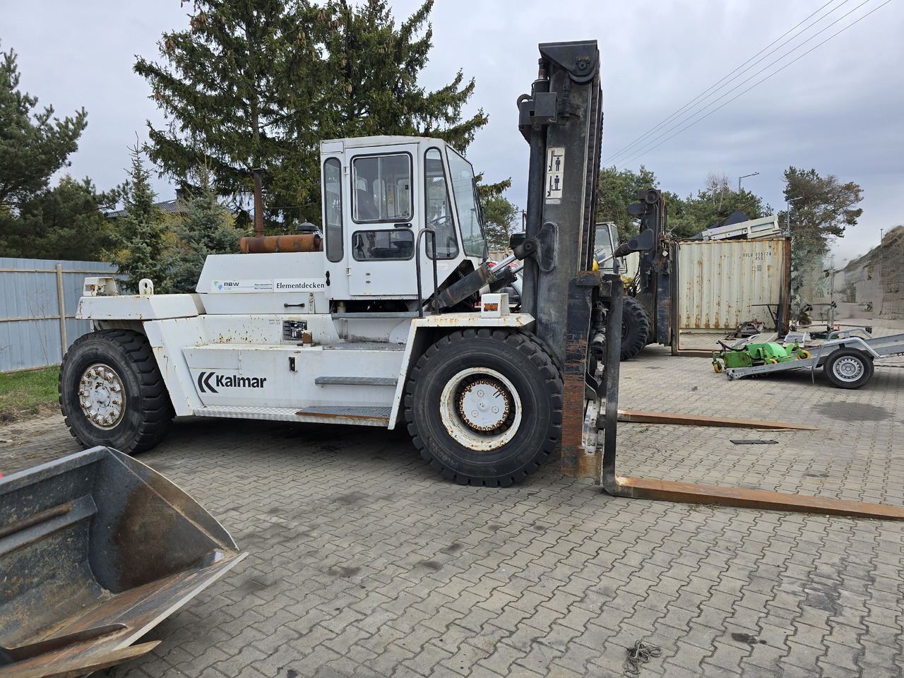 Kalmar DC18-1200N LB - Manipulador de contentor: foto 4 Kalmar DC18-1200N LB - Manipulador de contentor: foto 4