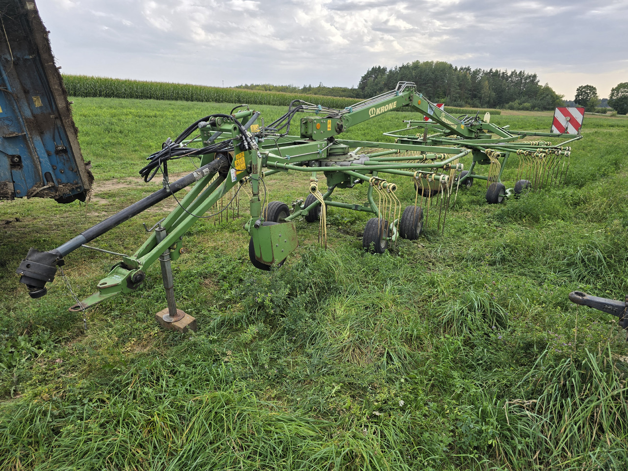Krone Swadro 710/26T - Ancinho enleirador: foto 4 Krone Swadro 710/26T - Ancinho enleirador: foto 4