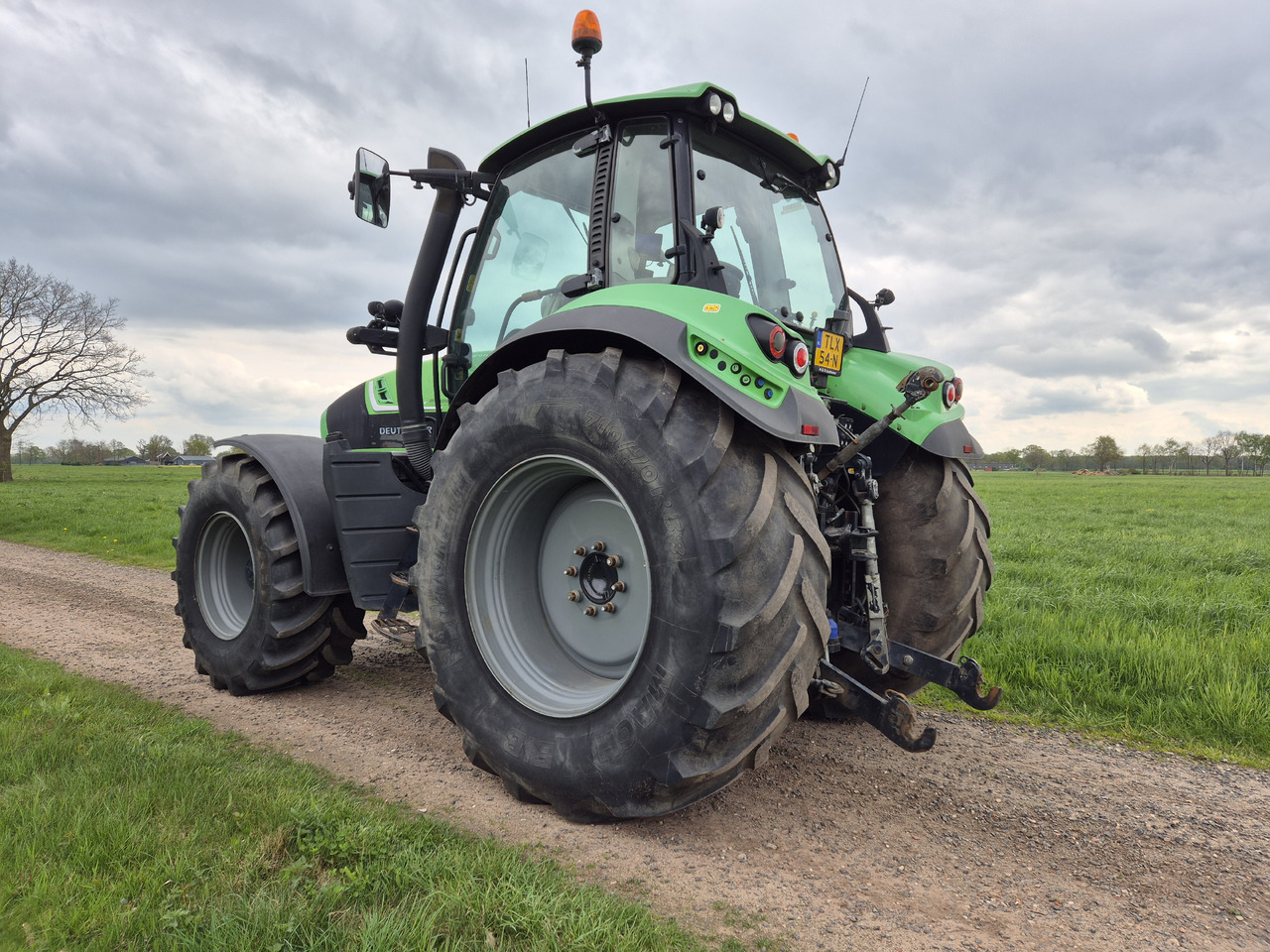 Deutz Fahr 6180 TTV met Front Hef / PTO - Trator: foto 3 Deutz Fahr 6180 TTV met Front Hef / PTO - Trator: foto 3