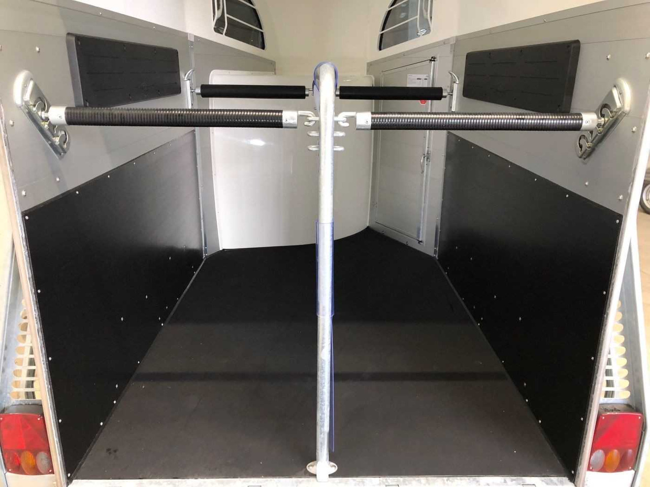 BOECKMANN Champion R Pferdeanhänger - Reboque para cavalos: foto 2 BOECKMANN Champion R Pferdeanhänger - Reboque para cavalos: foto 2