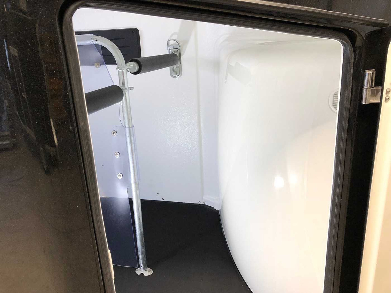 Reboque para cavalos nuevo BOECKMANN Comfort ALB SK Pferdeanhänger: foto 19