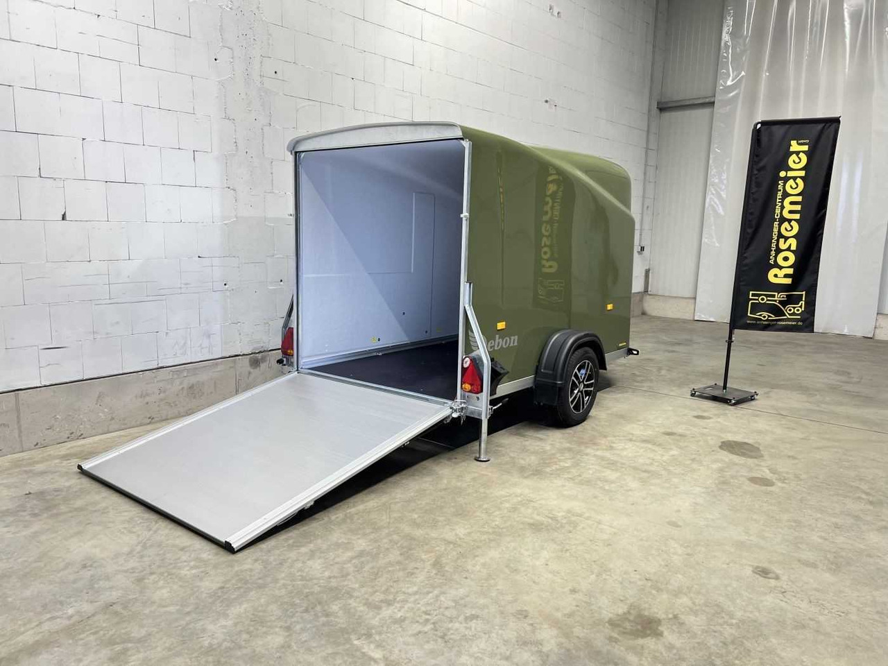 CHEVAL LIBERTE Cargo 1300.02+Tür Alu-Felgen Kofferanhänger - Reboque furgão: foto 2 CHEVAL LIBERTE Cargo 1300.02+Tür Alu-Felgen Kofferanhänger - Reboque furgão: foto 2