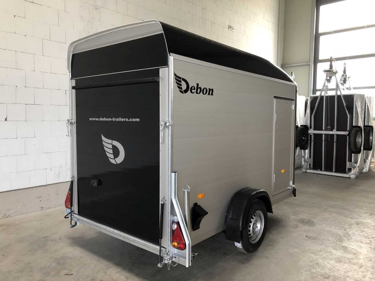 CHEVAL LIBERTE DEBON C300 Roadster Kofferanhänger - Reboque para moto: foto 4 CHEVAL LIBERTE DEBON C300 Roadster Kofferanhänger - Reboque para moto: foto 4