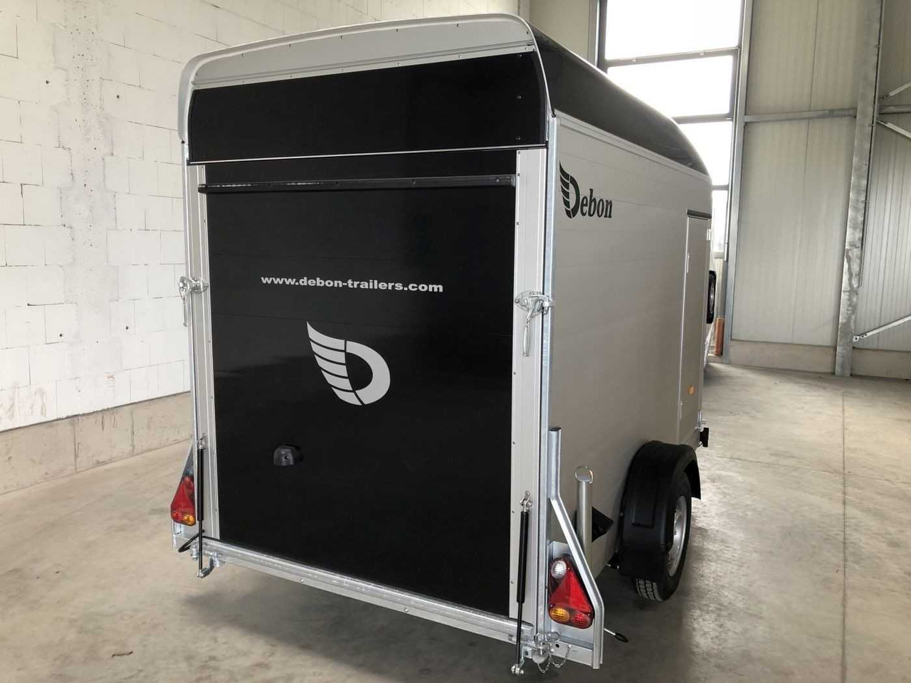 CHEVAL LIBERTE DEBON C300 Roadster Kofferanhänger - Reboque para moto: foto 3 CHEVAL LIBERTE DEBON C300 Roadster Kofferanhänger - Reboque para moto: foto 3