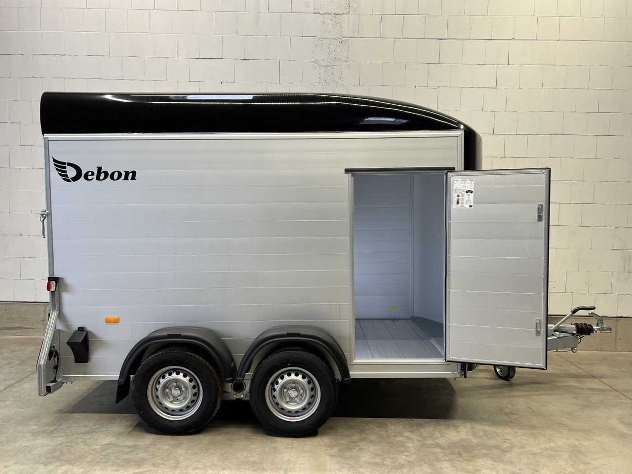 CHEVAL LIBERTE DEBON C500 Roadster Kofferanhänger - Reboque para moto: foto 3 CHEVAL LIBERTE DEBON C500 Roadster Kofferanhänger - Reboque para moto: foto 3