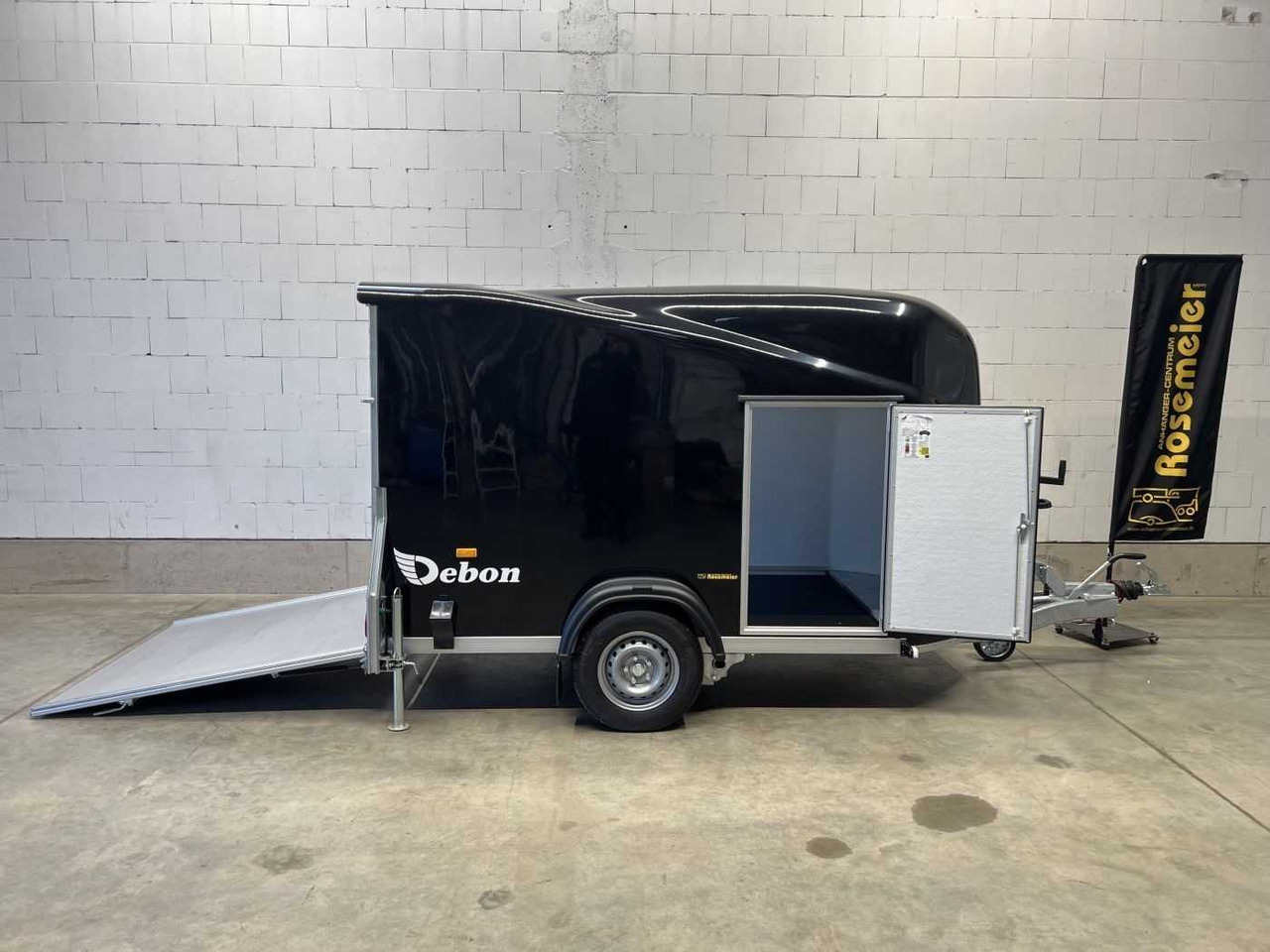 CHEVAL LIBERTE DEBON Cargo 1300.02+Tür Kofferanhänger - Reboque furgão: foto 1 CHEVAL LIBERTE DEBON Cargo 1300.02+Tür Kofferanhänger - Reboque furgão: foto 1