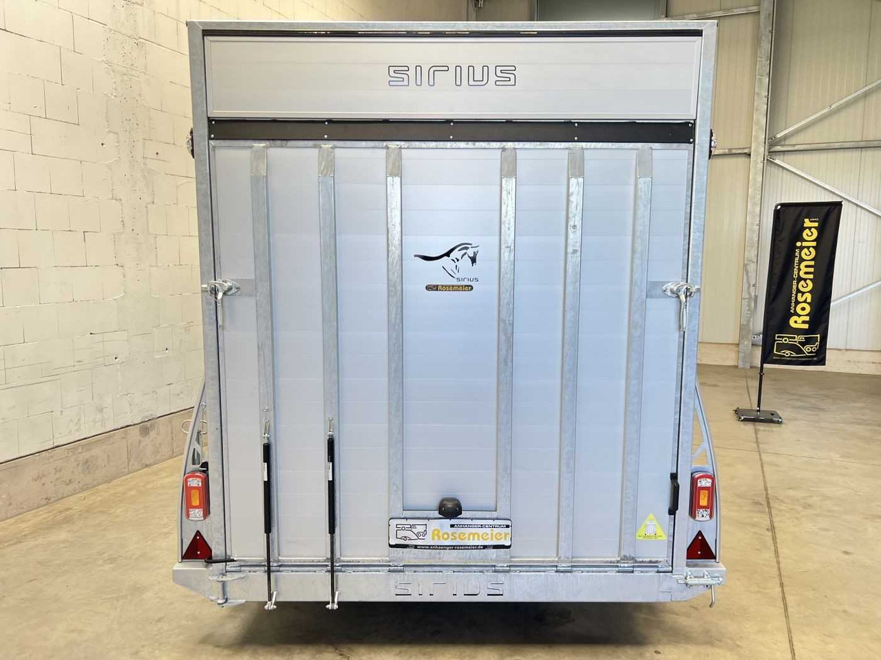 G170 Tür Kofferanhänger Sirius - Reboque furgão: foto 3 G170 Tür Kofferanhänger Sirius - Reboque furgão: foto 3