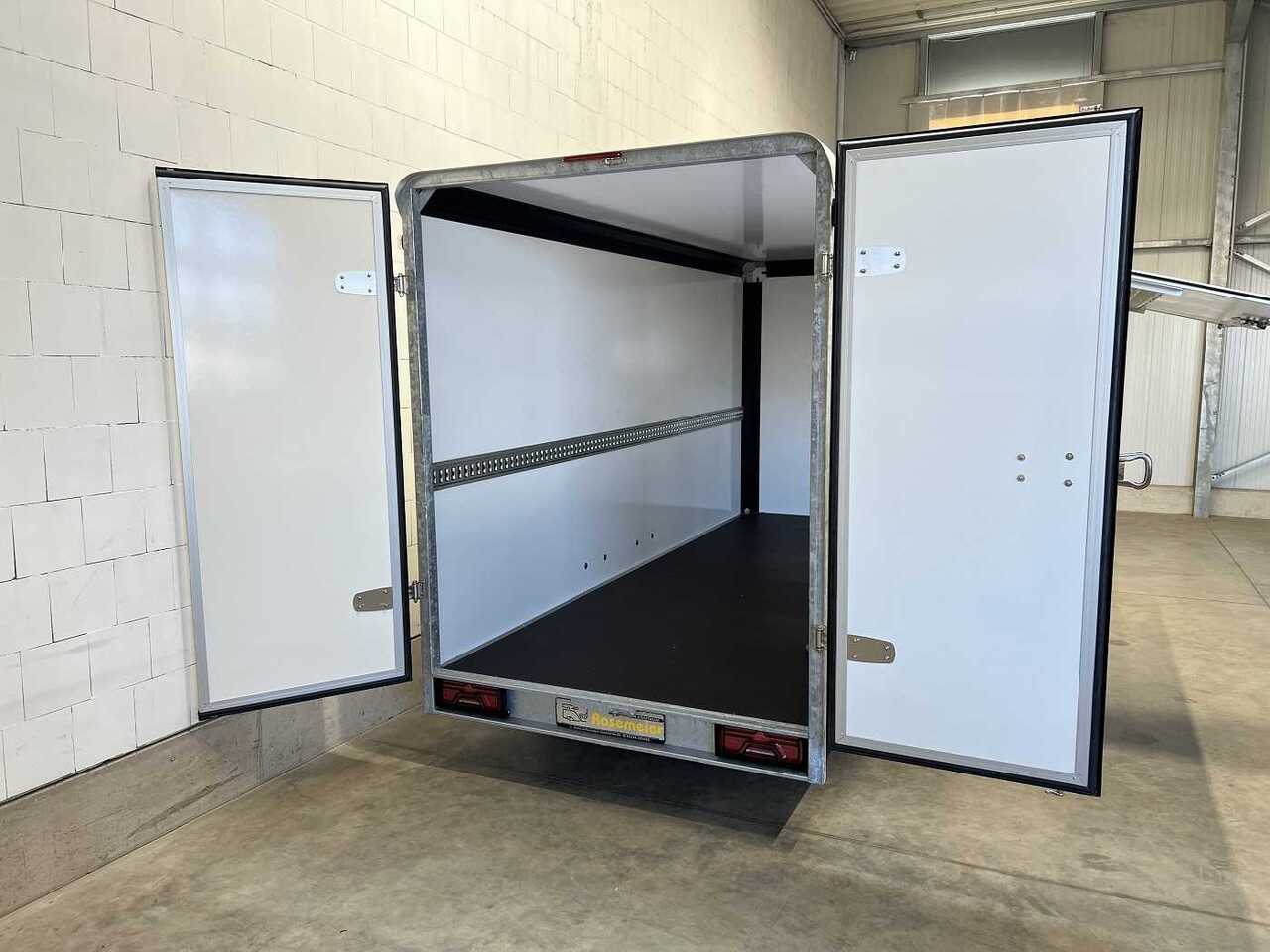 HENRA Box Trailer mit Seitenklappe Kofferanhänger - Roulote bar: foto 5 HENRA Box Trailer mit Seitenklappe Kofferanhänger - Roulote bar: foto 5