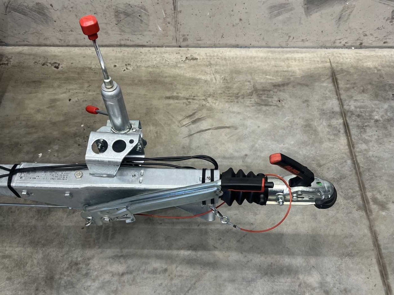 KOCH 4.13 3 BWEH Tür Deckelanhänger - Reboque para carros: foto 4 KOCH 4.13 3 BWEH Tür Deckelanhänger - Reboque para carros: foto 4