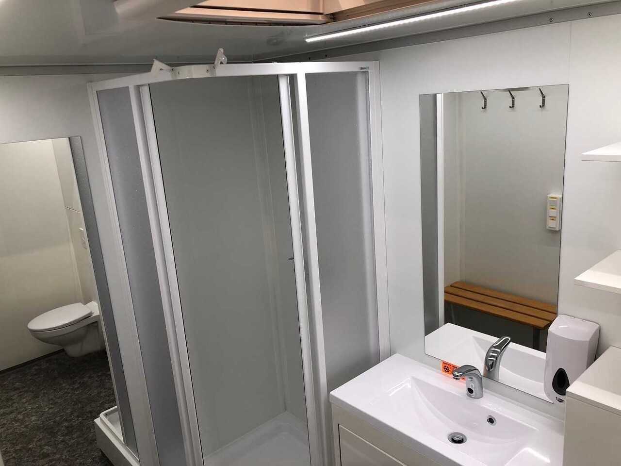 ROSEMEIER VE Badanhänger + separates WC Toilettenanhänger - Casa contentor, Reboque: foto 4 ROSEMEIER VE Badanhänger + separates WC Toilettenanhänger - Casa contentor, Reboque: foto 4