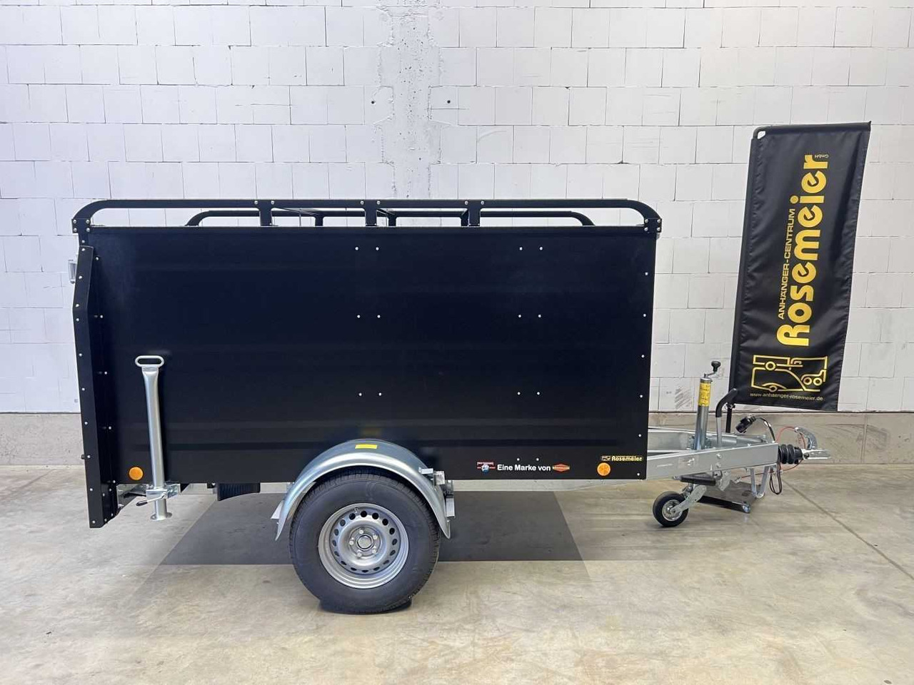 TPV KT-EB3 Plus Deckelanhänger - Reboque para carros: foto 1 TPV KT-EB3 Plus Deckelanhänger - Reboque para carros: foto 1