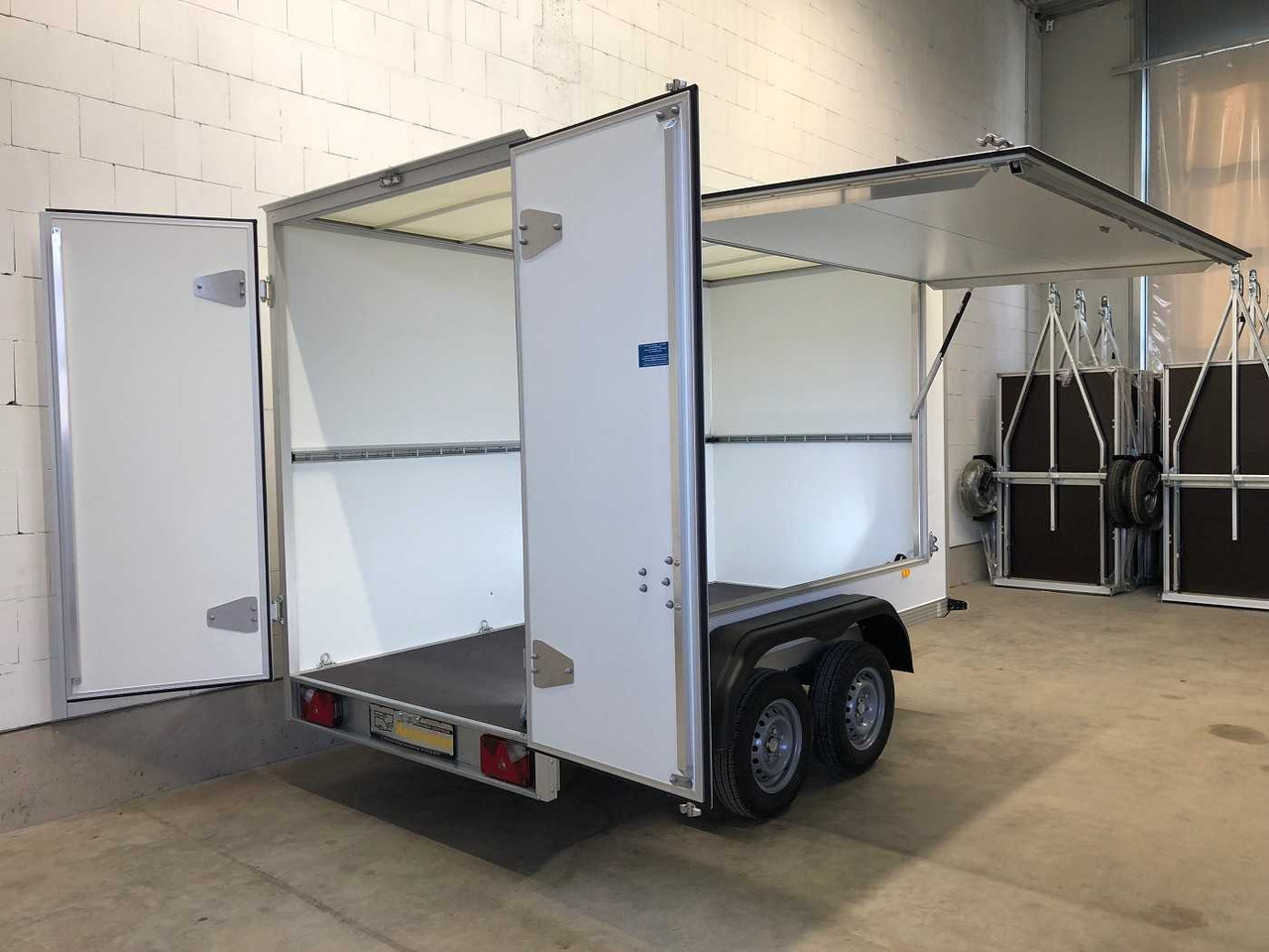 UNSINN UKU 301519-20-13 VKL Kofferanhänger - Reboque furgão: foto 5 UNSINN UKU 301519-20-13 VKL Kofferanhänger - Reboque furgão: foto 5