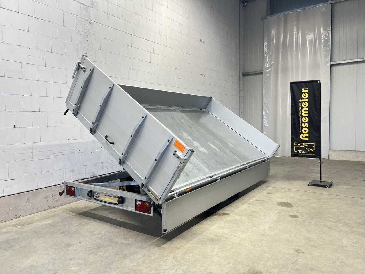 Reboque basculante nuevo VEZEKO Juki 35.4 Multi Multidreiseitenkipper: foto 7 Reboque basculante nuevo VEZEKO Juki 35.4 Multi Multidreiseitenkipper: foto 7