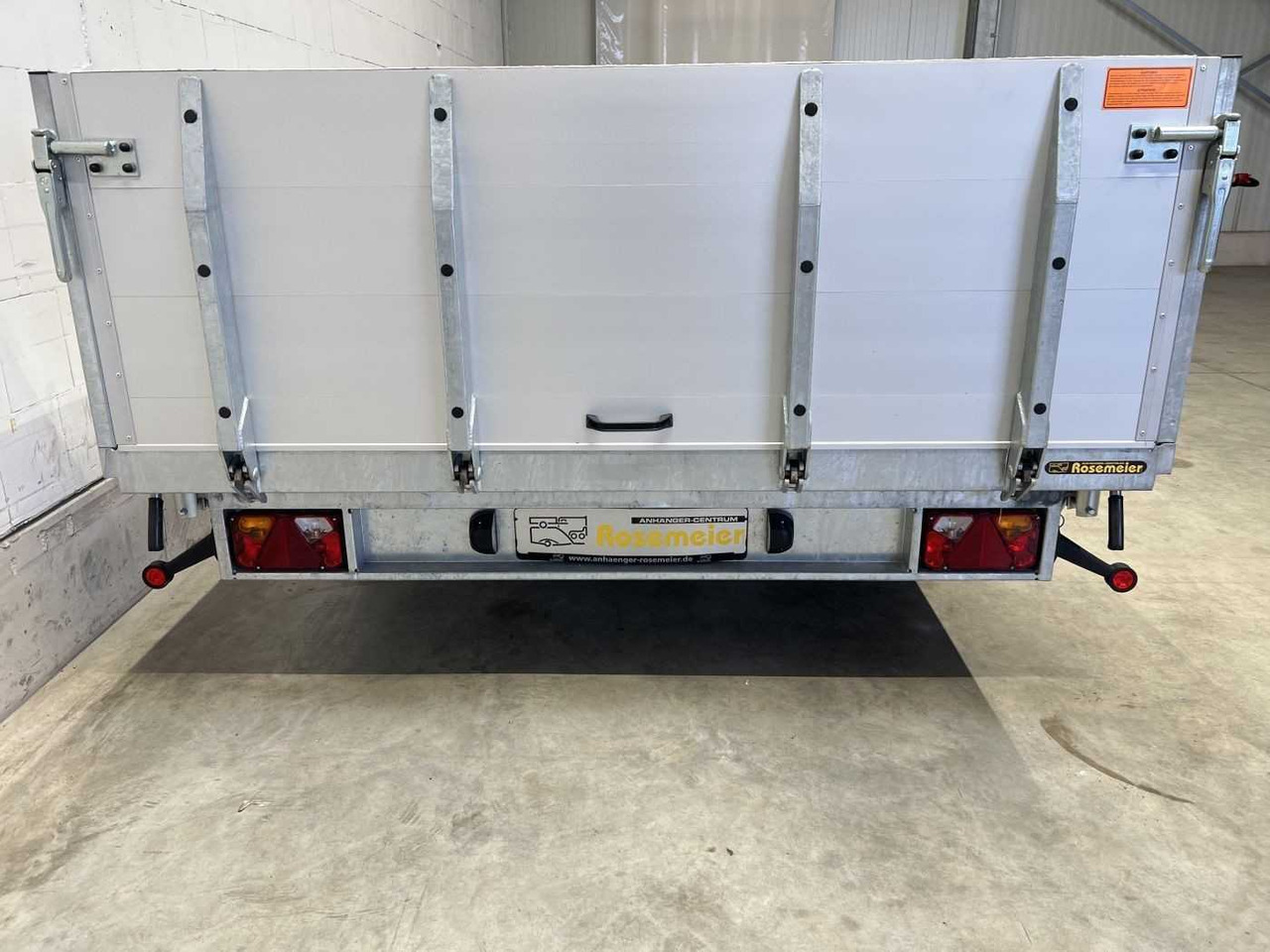 Reboque basculante nuevo VEZEKO Juki 35.4 Multi Multidreiseitenkipper: foto 14 Reboque basculante nuevo VEZEKO Juki 35.4 Multi Multidreiseitenkipper: foto 14