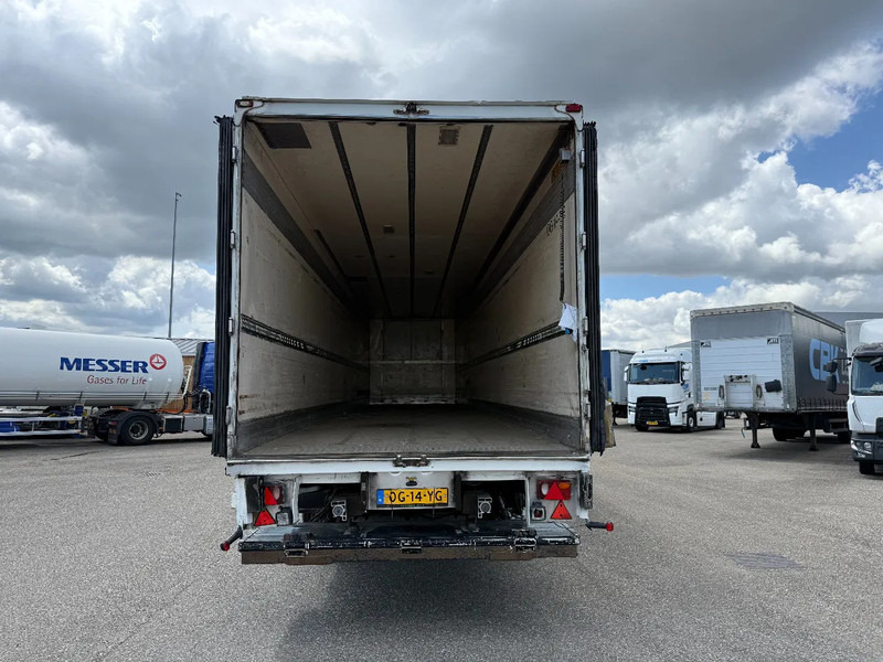 Fruehauf 2-Achse Isokoffer mit Lenkachse und LBW Reifen 90% - Semireboque furgão: foto 4 Fruehauf 2-Achse Isokoffer mit Lenkachse und LBW Reifen 90% - Semireboque furgão: foto 4