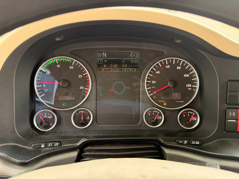 MAN TGX 26.440 TGX 26.440 6X2 Fridge Truck Euro5 TRS Cooling /Special Interior / Holland Truck !!!!!!!!! - Caminhão frigorífico: foto 5 MAN TGX 26.440 TGX 26.440 6X2 Fridge Truck Euro5 TRS Cooling /Special Interior / Holland Truck !!!!!!!!! - Caminhão frigorífico: foto 5