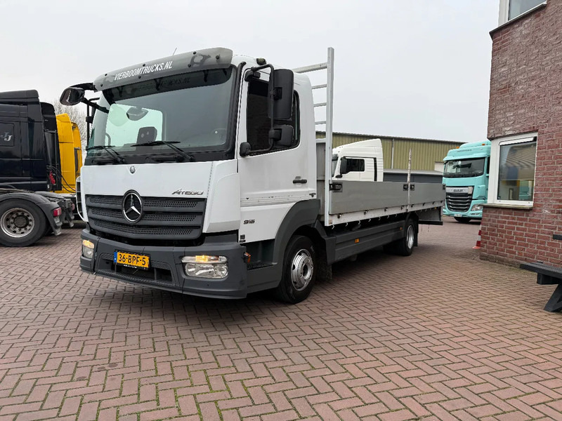 Mercedes-Benz Atego Atego 916 met 6.2m open laadbak / 3e zit / airco / mileu zone proof / 2020!!!! - Camião de caixa aberta/ Plataforma: foto 2 Mercedes-Benz Atego Atego 916 met 6.2m open laadbak / 3e zit / airco / mileu zone proof / 2020!!!! - Camião de caixa aberta/ Plataforma: foto 2