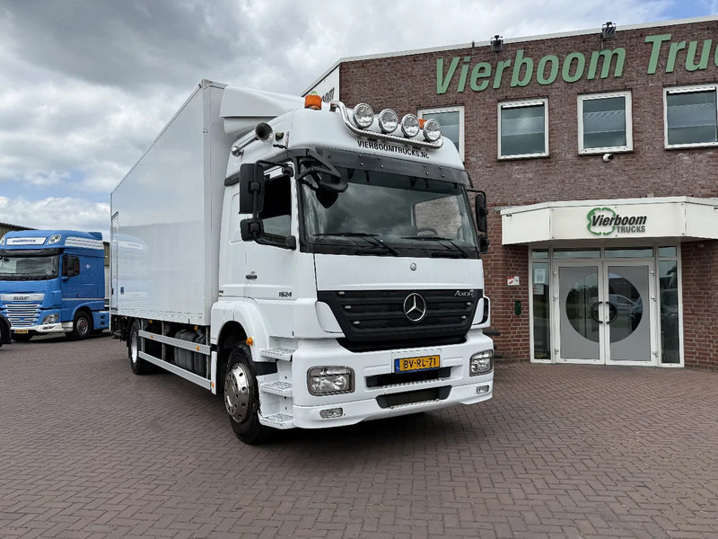 Mercedes-Benz Axor 1824 Axor 1824L mit 7.70m Koffer und Ladebordwand - Caminhão furgão: foto 1 Mercedes-Benz Axor 1824 Axor 1824L mit 7.70m Koffer und Ladebordwand - Caminhão furgão: foto 1