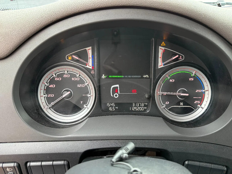 DAF CF 450 CF450 / Stand Klima / 2x Bett / Kuhlschrank / TUV 3-2016 / Holland Truck - Tractor: foto 3 DAF CF 450 CF450 / Stand Klima / 2x Bett / Kuhlschrank / TUV 3-2016 / Holland Truck - Tractor: foto 3