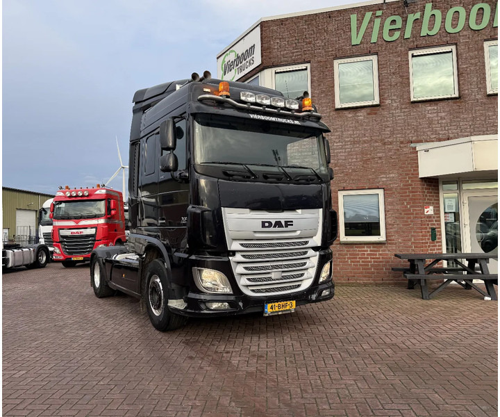 DAF XF 440 XF440 4X2 / hydrauliek / schuifschotel / alcoa / top staat / "BLACK BEAUTY" - Tractor: foto 1 DAF XF 440 XF440 4X2 / hydrauliek / schuifschotel / alcoa / top staat / "BLACK BEAUTY" - Tractor: foto 1