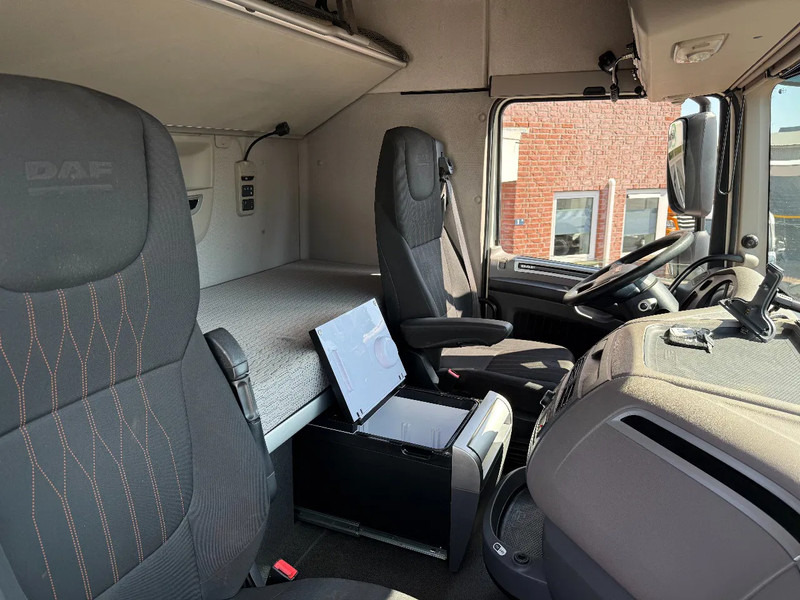 DAF XF 480 6X2 SPACE CAB HOLLAND TRUCK EURO6 TOPCONDITION!!! - Tractor: foto 5 DAF XF 480 6X2 SPACE CAB HOLLAND TRUCK EURO6 TOPCONDITION!!! - Tractor: foto 5