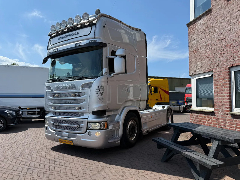 Scania R580 V8 R580 V8 Topline / Full options / 2-2017 / Milieu zone killer / Scania onderhouden - Tractor: foto 2 Scania R580 V8 R580 V8 Topline / Full options / 2-2017 / Milieu zone killer / Scania onderhouden - Tractor: foto 2