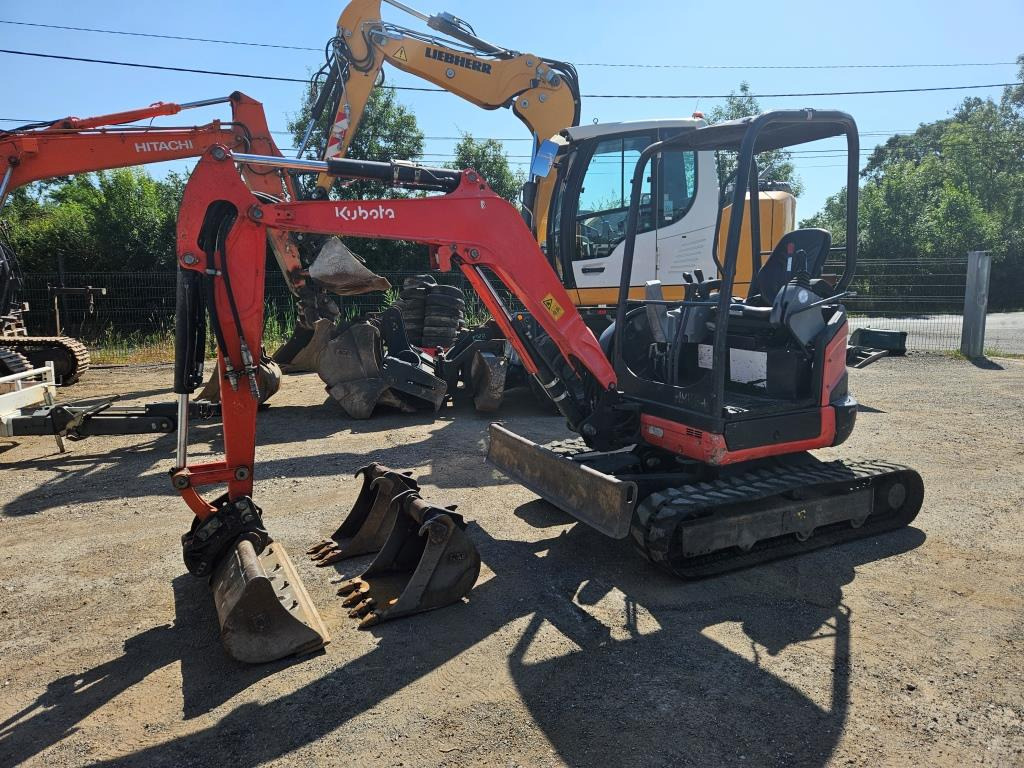 KUBOTA U 27-4 - Mini escavadeira: foto 2 KUBOTA U 27-4 - Mini escavadeira: foto 2