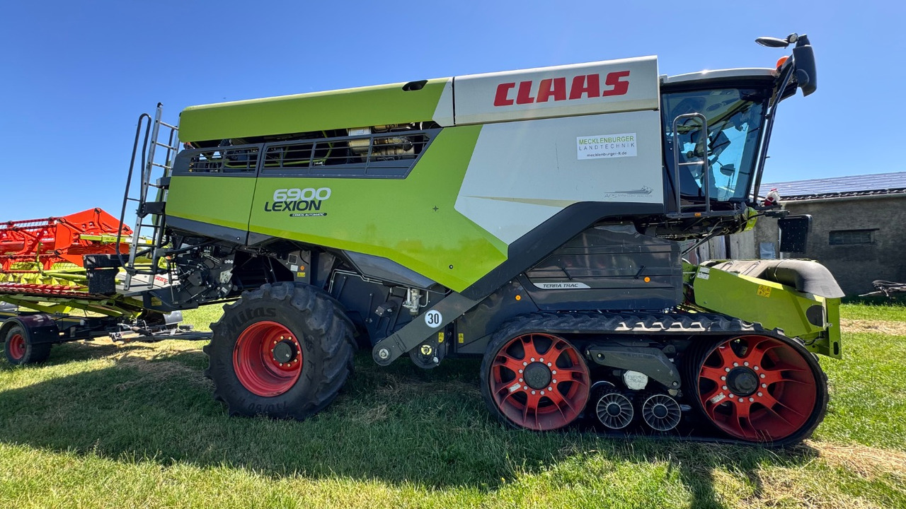 CLAAS Lexion 6900 TerraTrac 890 full Options - Ceifeira debulhadora: foto 5 CLAAS Lexion 6900 TerraTrac 890 full Options - Ceifeira debulhadora: foto 5