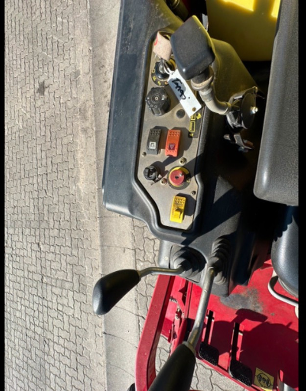 Ferrari Turbo 1 WT Hochentleerung - Gadanheira: foto 5 Ferrari Turbo 1 WT Hochentleerung - Gadanheira: foto 5