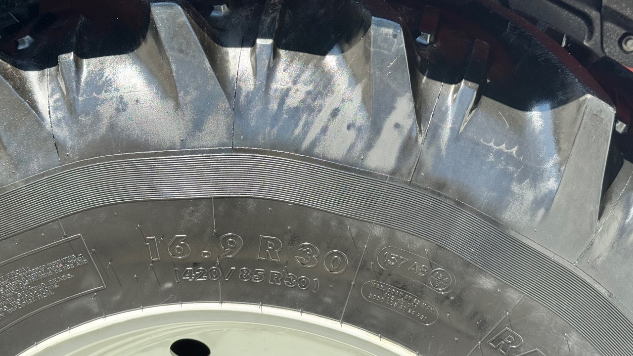 Steyr 4090 Kompakt - Trator: foto 5 Steyr 4090 Kompakt - Trator: foto 5