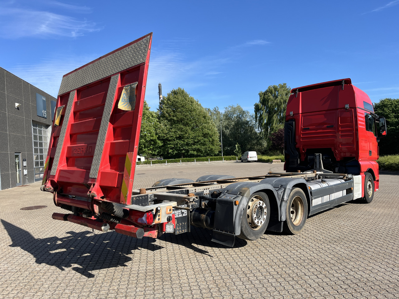 MAN TGX 26.500 6x2 - Caminhão transportador de contêineres/ Caixa móvel: foto 4 MAN TGX 26.500 6x2 - Caminhão transportador de contêineres/ Caixa móvel: foto 4