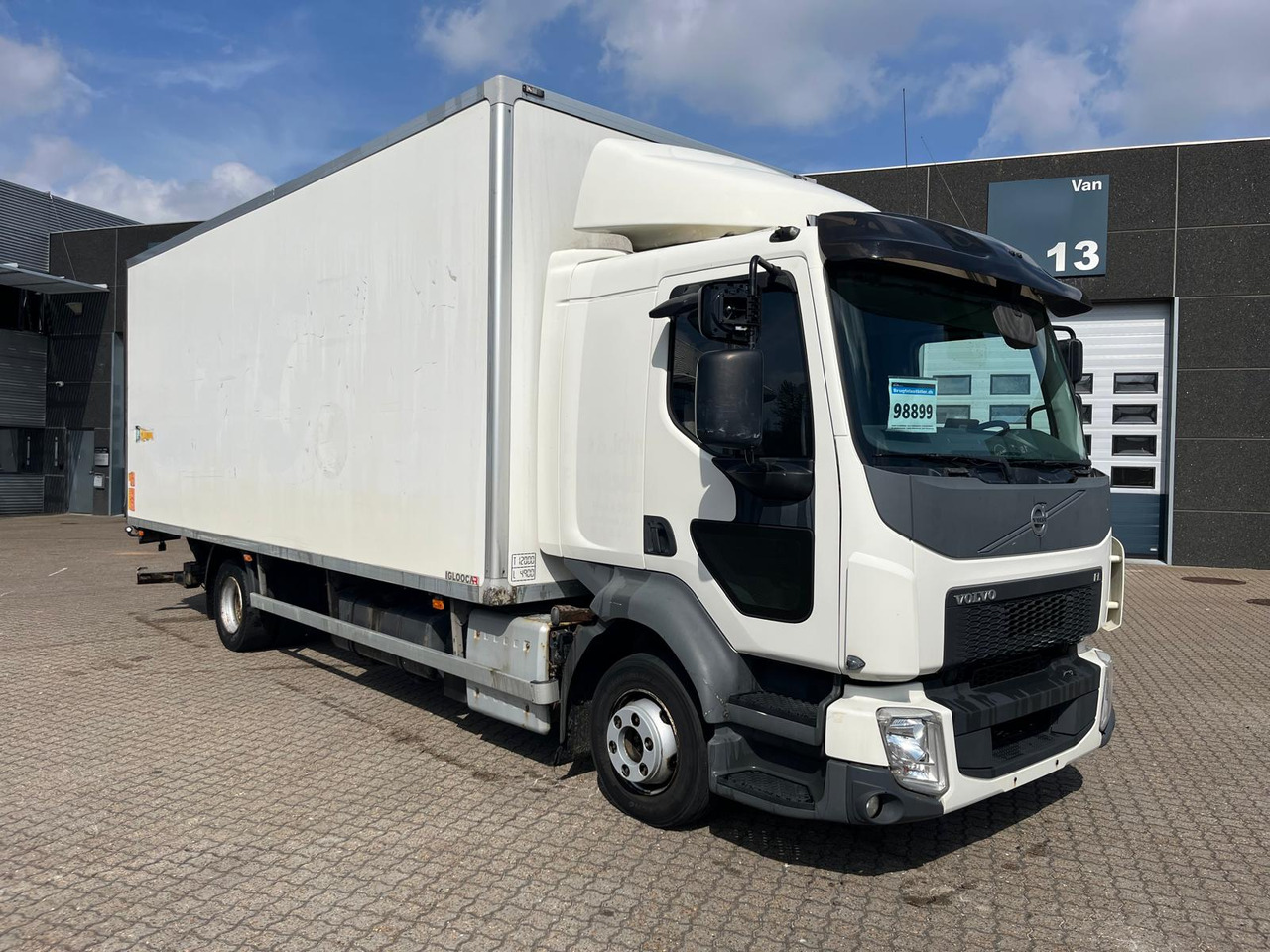 Volvo FL210 - Caminhão furgão: foto 3 Volvo FL210 - Caminhão furgão: foto 3
