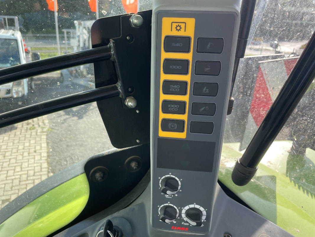 CLAAS Arion 660 CMATIC - Trator: foto 2 CLAAS Arion 660 CMATIC - Trator: foto 2