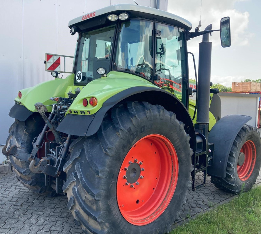 Trator CLAAS Axion 840: foto 9