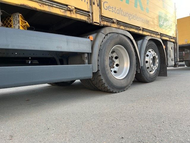Caminhão grua, Camião de caixa aberta/ Plataforma MAN TGS 26.400 Baustoff LKW mit Ladekran Atlas 210.2: foto 26 Caminhão grua, Camião de caixa aberta/ Plataforma MAN TGS 26.400 Baustoff LKW mit Ladekran Atlas 210.2: foto 26