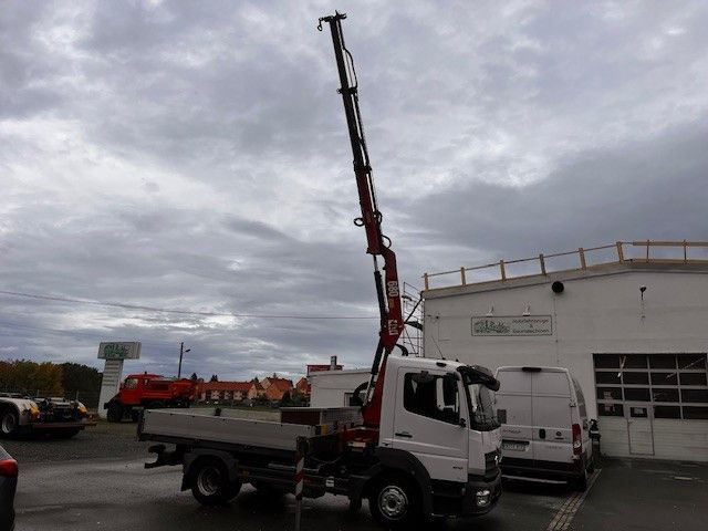 Mercedes-Benz Atego 818 mit Ladekran - Caminhão grua: foto 4 Mercedes-Benz Atego 818 mit Ladekran - Caminhão grua: foto 4