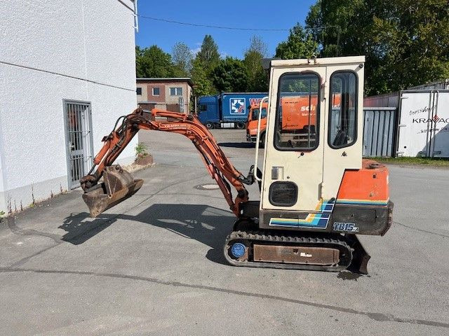 Takeuchi T B 15 A - Mini escavadeira: foto 1 Takeuchi T B 15 A - Mini escavadeira: foto 1