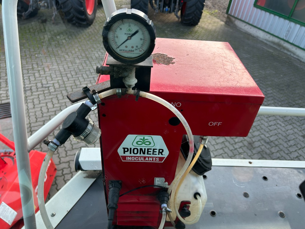 CLAAS Jaguar 890 mit Kemper 360 und PU - Colheitadeira: foto 3 CLAAS Jaguar 890 mit Kemper 360 und PU - Colheitadeira: foto 3