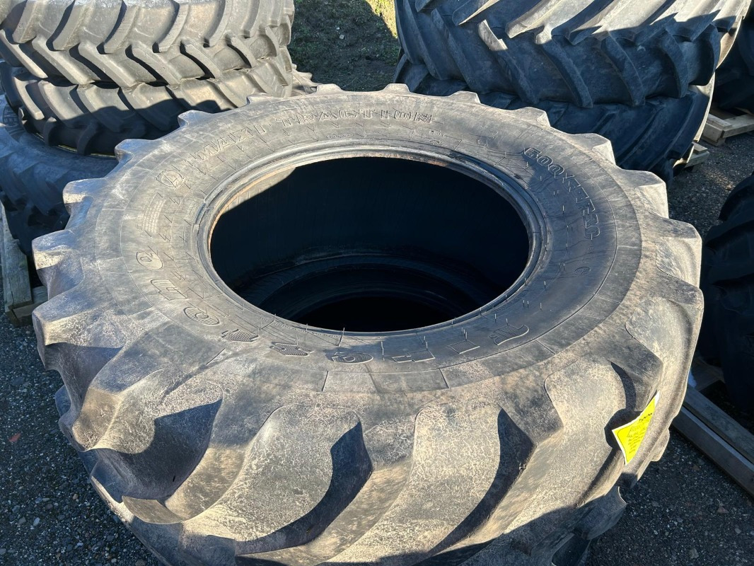 Firestone 600/65R30 - Jantes e pneus de Máquina agrícola: foto 2 Firestone 600/65R30 - Jantes e pneus de Máquina agrícola: foto 2